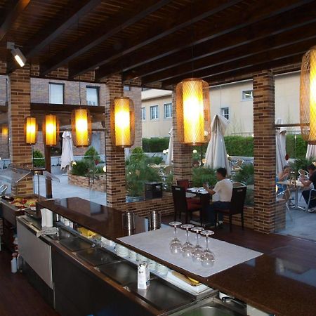 Dinastia Hotel Getafe Luaran gambar