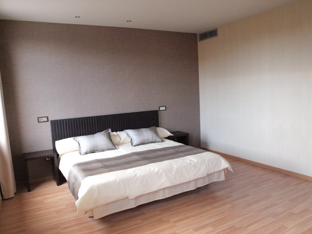 Dinastia Hotel Getafe Luaran gambar