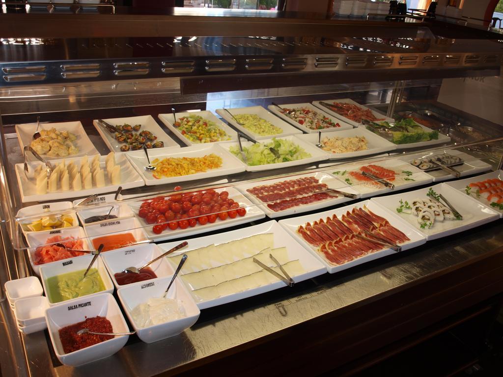 Dinastia Hotel Getafe Luaran gambar