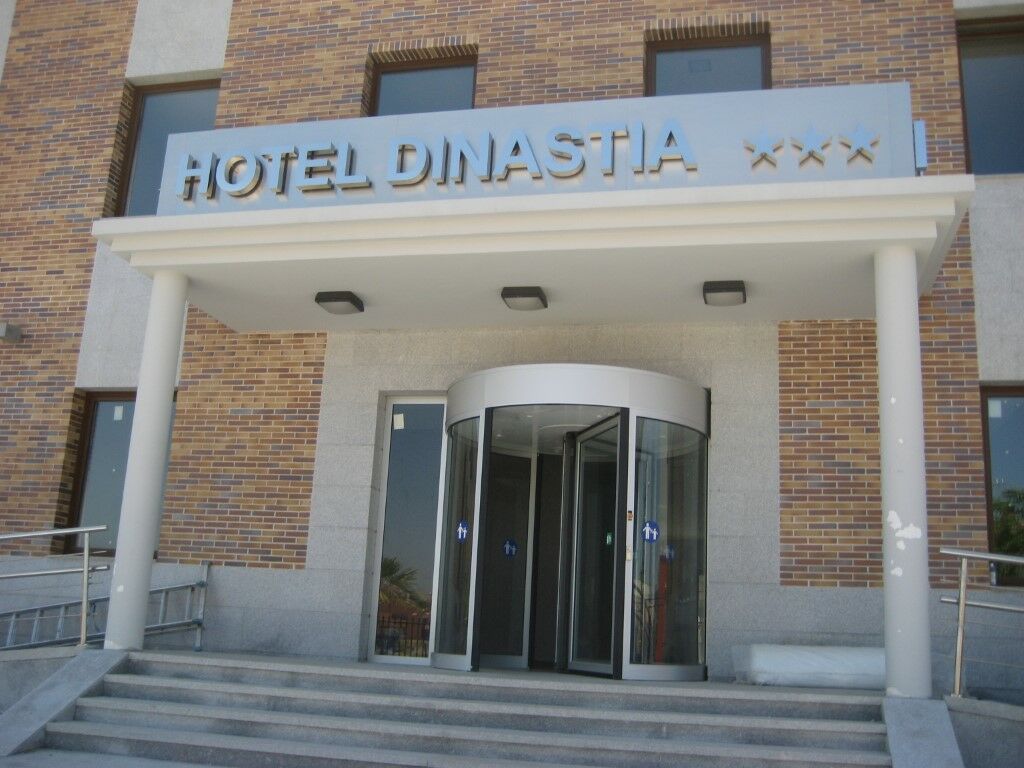 Dinastia Hotel Getafe Luaran gambar