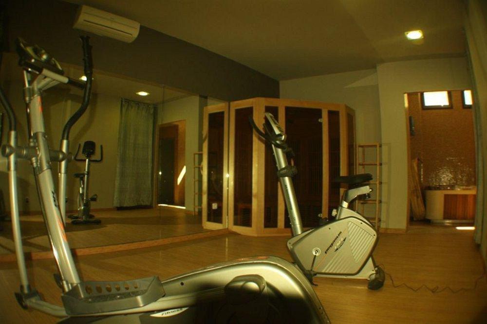 Dinastia Hotel Getafe Luaran gambar